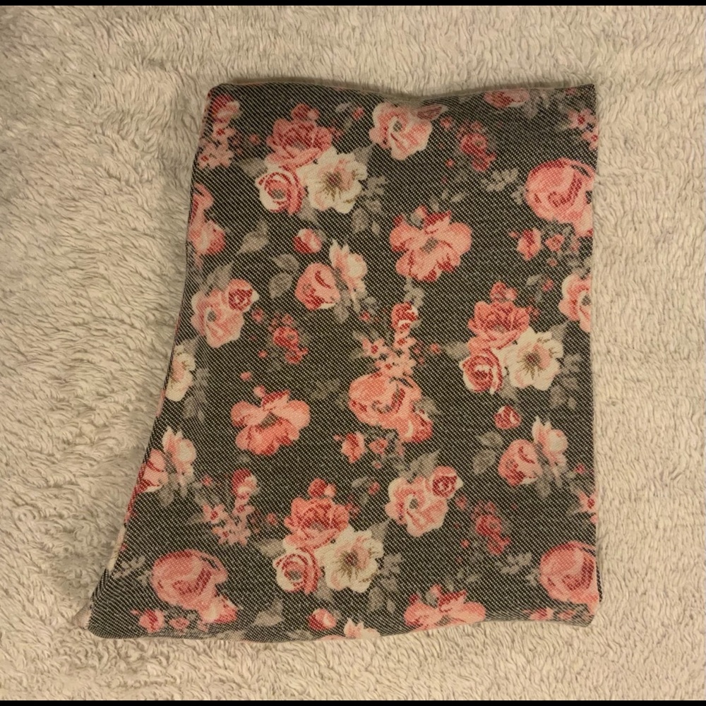 High-waisted floral leggings